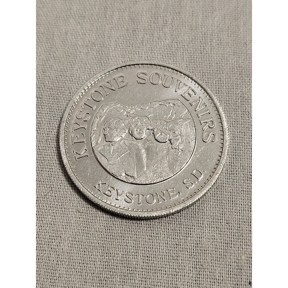 Vintage Mt. Rushmore Souvenir Medal - Metal Token Keystone SD South Dakota